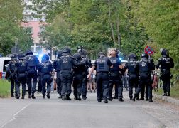 Wegen Gegenprotest Kein Auftritt Von Hoecke In Jena 42